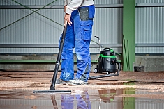 Применение строительных пылесосов для влажной уборки с функцией насоса Eibenstock EPS 50 Применение строительных пылесосов для влажной уборки с функцией насоса Eibenstock EPS 50